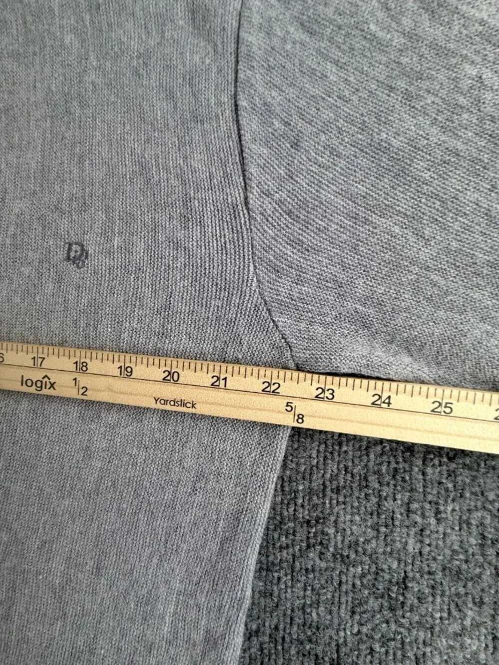 Christian Dior ** Sweater Men Cardigan V-Neck Logo USA XL Gray Solid Long Sleeve